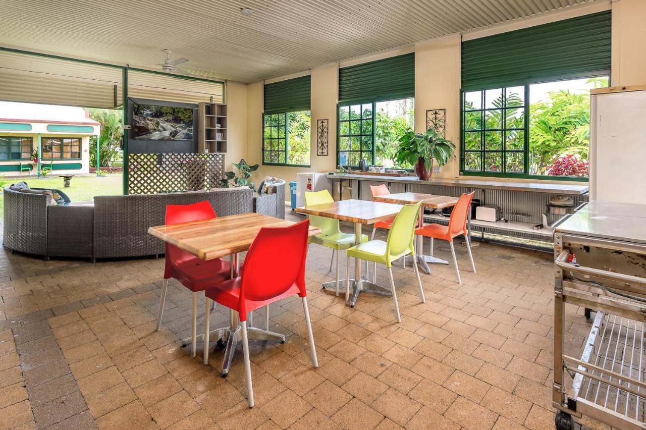 Tropical Lodge Innisfail Esterno foto